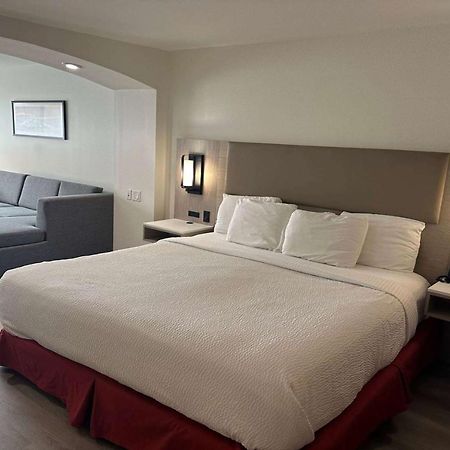 La Quinta Inn & Suites By Wyndham Albuquerque Midtown Екстер'єр фото