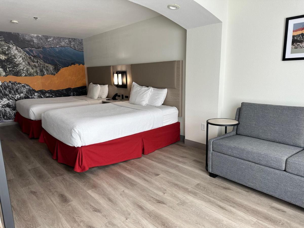 La Quinta Inn & Suites By Wyndham Albuquerque Midtown Екстер'єр фото
