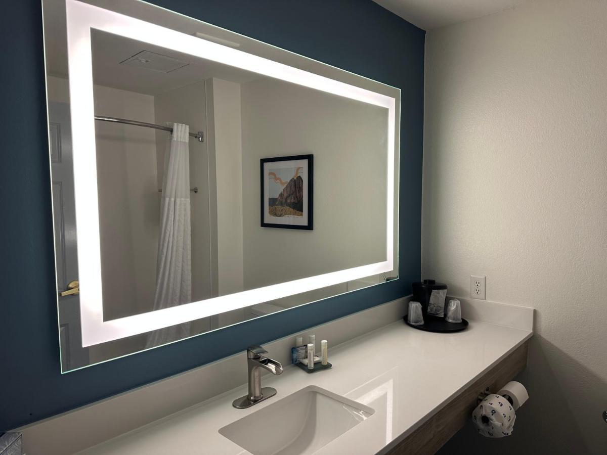 La Quinta Inn & Suites By Wyndham Albuquerque Midtown Екстер'єр фото