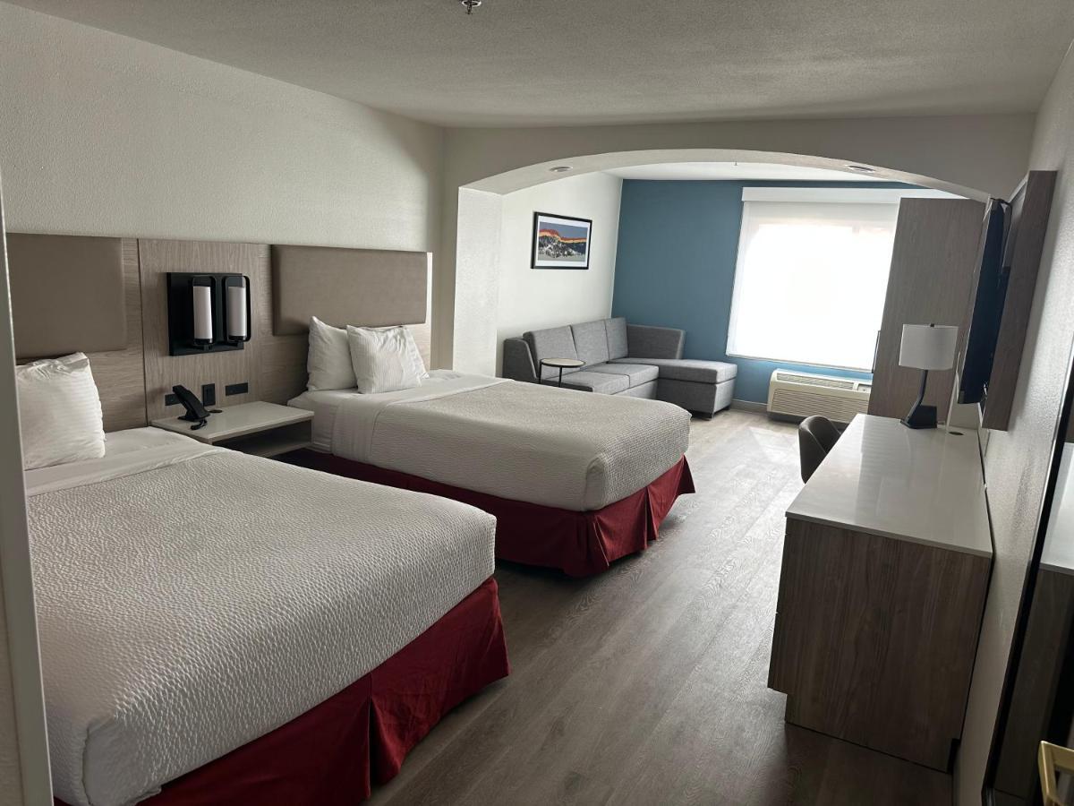 La Quinta Inn & Suites By Wyndham Albuquerque Midtown Екстер'єр фото