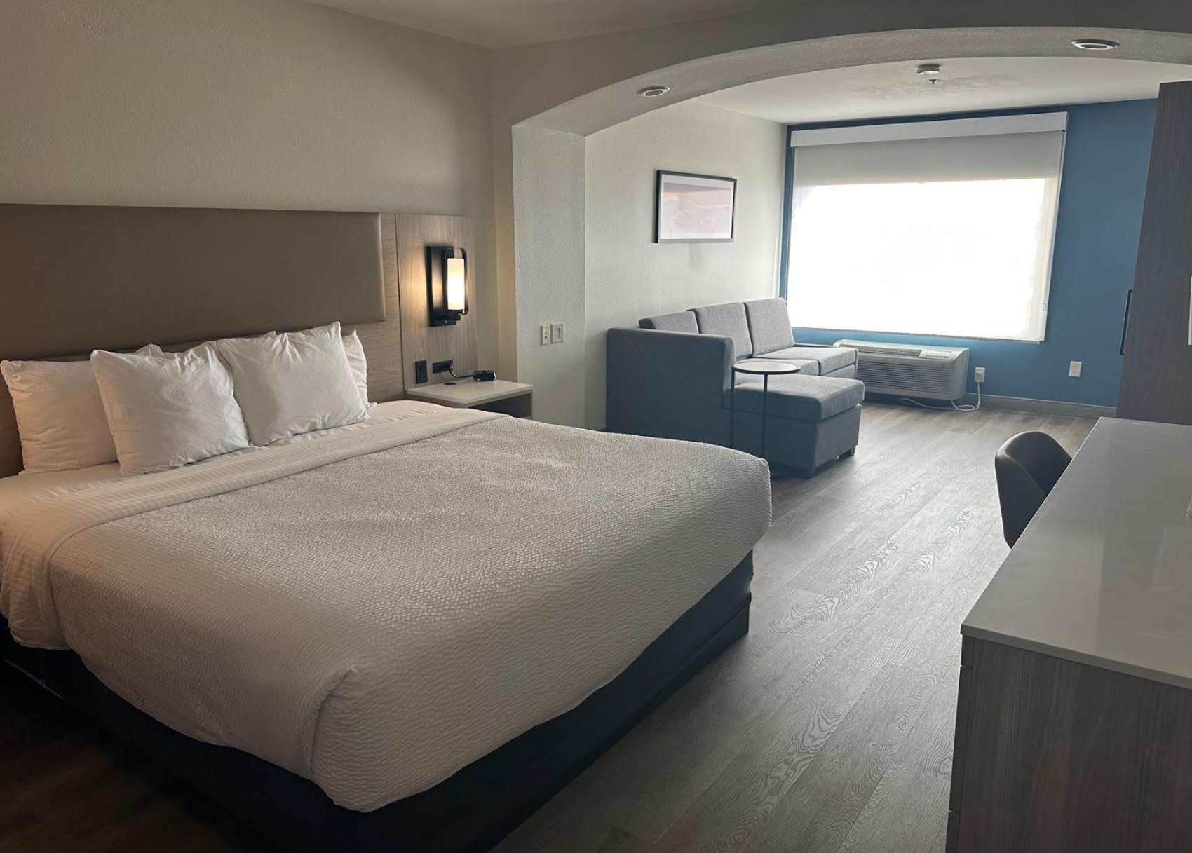 La Quinta Inn & Suites By Wyndham Albuquerque Midtown Екстер'єр фото